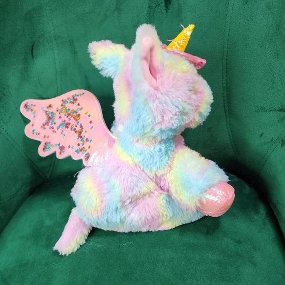 Barbie Rainbow Unicorn Battery operated - Picture 4 of 16